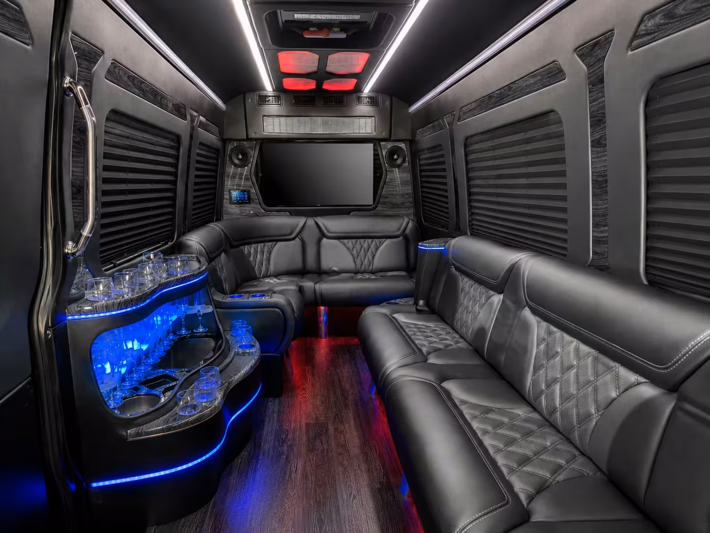 chattanooga airport and long distance bus rentals for government