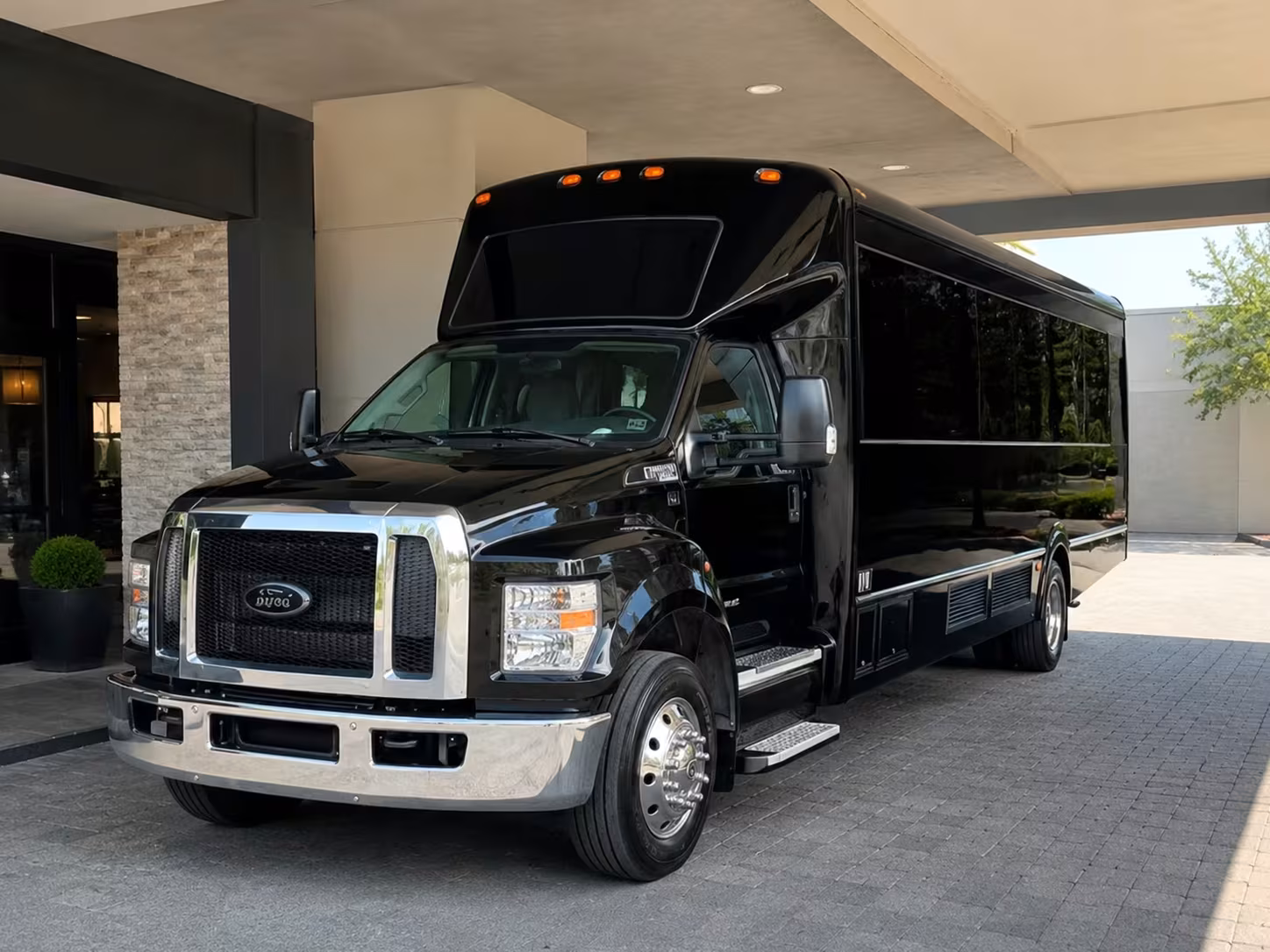 chattanooga party bus rentals for the signal and track 29